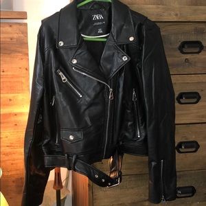 Zara faux leather thick zippers jacket